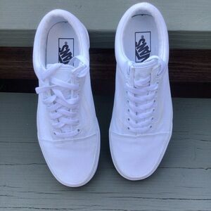 White Vans uni sex sneakers shoes